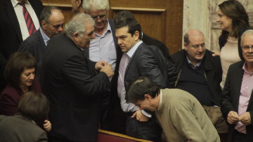 Με 152 «ναι» εγκρίθηκε ο προϋπολογισμός του 2017