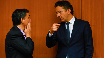 Στήνουν το 4ο μνημόνιο: Τι θα υπογράψουμε τώρα για να πληρώσουμε το '19