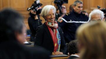 Γαλλία: Την αθώωση της Λαγκάρντ ζητά ο εισαγγελέας για την υπόθεση Ταπί