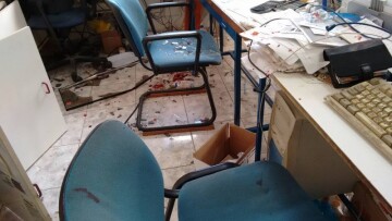 Μυτιλήνη: Μετανάστες τα έκαναν γυαλιά καρφιά σε καταστήματα