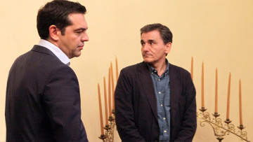 Προθεσμία 48 ωρών για τις απαντήσεις στον ESM πήρε η κυβέρνηση