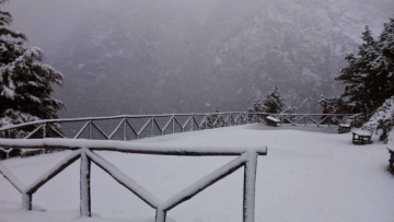 Αποκλεισμένα χωριά από το χιόνι στα Χανιά 
