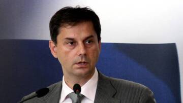 Χάρης Θεοχάρης: Ο Τσίπρας να αποπέμψει τη Γεροβασίλη αν δεν παραιτηθεί μόνη της 