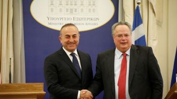 Κυπριακό: Αντί για Τσίπρα - Ερντογάν, θα συναντηθούν Κοτζιάς - Τσαβούσογλου