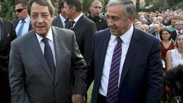 Στη Γενεύη Αναστασιάδης και Ακιντζί για τις κρίσιμες συνομιλίες για το Κυπριακό