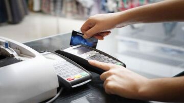 Πληρωμές με πλαστικό χρήμα: Για τις εξαιρέσεις η πρώτη εγκύκλιος