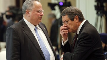 Σύντομη συνάντηση Κοτζιά - Αναστασιάδη στη Γενεύη