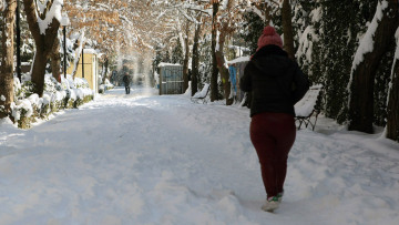 Έρχεται νέος χιονιάς από το απόγευμα - Ποιες περιοχές θα χτυπήσει 