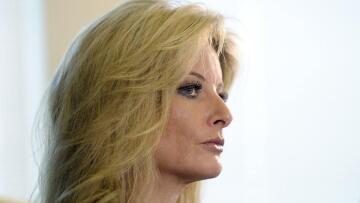 Ελληνοαμερικανίδα μηνύει τον Τραμπ γιατί της επιτέθηκε σεξουαλικά