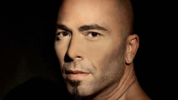 Ο Βαλάντης στην ορκωμοσία του Τραμπ; - Τι δηλώνει ο τραγουδιστής