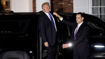 Σήμερα θα αποκαλυφθεί και η... πανοπλία του Trump