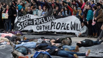 «Πράσινο φως» από τον Τραμπ για τους πετρελαιαγωγούς που είχε μπλοκάρει ο Ομπάμα