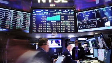 Wall Street: Ξεπέρασε τις 20.000 μονάδες ο Dow - Νέο ρεκόρ για Nasdaq και S&P