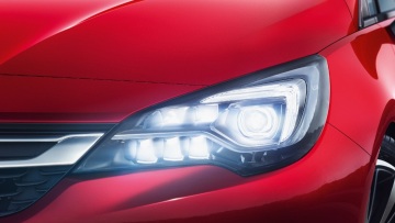 Μανία με το νέο σύστημα φωτισμού της Opel