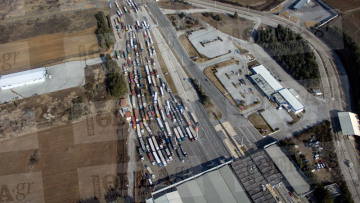 Νέα μπλόκα στήνουν οι αγρότες - Βγαίνουν με τα τρακτέρ στη Θεσσαλονίκη