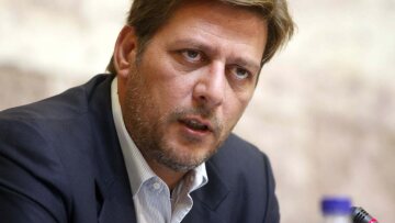 Βαρβιτσιώτης προς Μουζάλα: Για την αποτυχία σας φταίτε εσείς, και όχι "οι άλλοι"