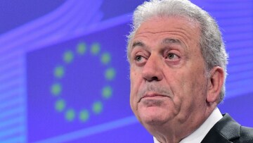 Στις ΗΠΑ ο Αβραμόπουλος για επαφές με τη νέα αμερικανική διοίκηση