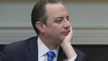 Ανεπίσημος ιστότοπος Τραμπ: «Τρίζει η καρέκλα» του Πρίμπους - Κυκλοφορεί ήδη λίστα με αντικαταστάτες του