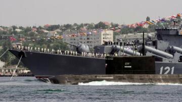 Ρωσία: Προειδοποίησε τις ΗΠΑ να μείνουν μακριά από την Κριμαία και από τις ακτές της στη Μαύρη Θάλασσα