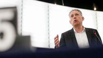 Χρυσόγονος: Τα εθνικά θέματα δεν προσφέρονται για κομματική εκμετάλλευση