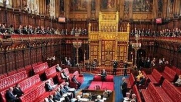 Βρετανία: Ένα ακόμη εμπόδιο έθεσε η Βουλή των Λόρδων στη διαδικασία του Brexit