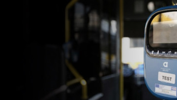 Νέοι βανδαλισμοί σε ακυρωτικά μηχανήματα λεωφορείων στου Ζωγράφου