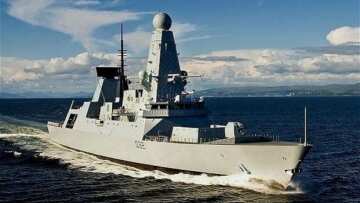 «Θερμό» επεισόδιο ιρανικών πλοίων με βρετανικά και αμερικανικά πλοία στα Στενά του Ορμούζ