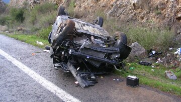 42 βουλευτές ΣΥΡΙΖΑ: οι παραβάτες του ΚΟΚ να μετέχουν σε προγράμματα εξυπηρέτησης τραυματιών από τροχαία