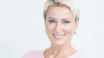 H Νατάσα Παζαϊτη έκλεισε τα 53 και το γιόρτασε  