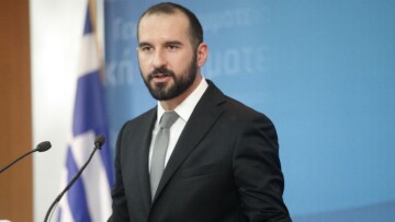 Τζανακόπουλος: Ούτε το «Τζανακόπουλος Vs Τσακαλώτος» θα... κόψει εισιτήρια
