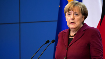 Μέρκελ: Η Ελλάδα δεν υλοποιεί όπως πρέπει τη συμφωνία με την Τουρκία για το προσφυγικό