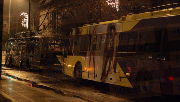 Εκατό χιλιάδες ευρώ το μήνα πληρώνουμε τους βανδαλισμούς στα μέσα μεταφοράς 