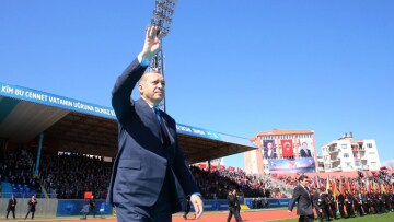 Ερντογάν: Περιμένω ότι η Bουλή θα επαναφέρει τη θανατική ποινή μετά το δημοψήφισμα