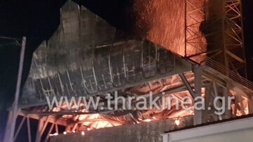 Φωτιά στο τέμενος Βαγιαζήτ στο Διδυμότειχο
