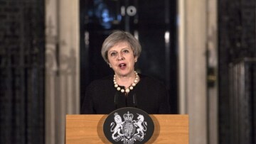 Τερέζα Μέι: «Άθλια και αρρωστημένη επίθεση» στο βρετανικό κοινοβούλιο