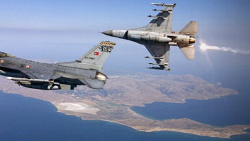 Πτήσεις τουρκικών μαχητικών στο Αγαθονήσι