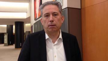 Χρυσόγονος: Ο Σκουρλέτης έχει δίκιο για τη ΔΕΗ, αλλά αν απειλείσαι με χρεοκοπία...