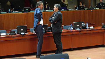 Νέο σενάριο για έκτακτο Eurogroup - «Πόκερ» για τα πλεονάσματα 