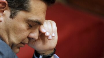 Ο διπλός στόχος του Τσίπρα και ο άξονας Σόιμπλε - ΔΝΤ που δυσκολεύουν τη συμφωνία