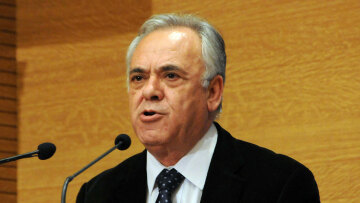 Δραγασάκης: Πυρήνας της διαπραγμάτευσης με τους δανειστές είναι ο τερματισμός της ύφεσης