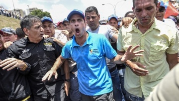 Η Βενεζουέλα «απαγόρευσε» στον Καπρίλες να κατέχει πολιτικό αξίωμα