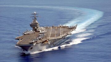 Μετά τη Συρία, η Βόρεια Κορέα για τις ΗΠΑ: Στέλνουν αεροπλανοφόρο στον Κιμ Γιονγκ Ουν