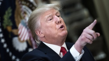 Με το... δάχτυλο στην σκανδάλη ο Τραμπ: «Η Βόρεια Κορέα πάει γυρεύοντας για προβλήματα»