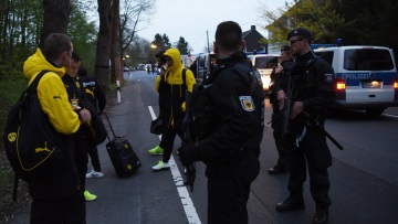 Φωτογραφίες: «Όλη η ομάδα είναι σε σοκ» λέει ο διευθύνων σύμβουλος της Ντόρτμουντ