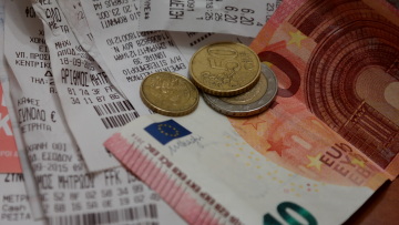 Τέλος οι χάρτινες αποδείξεις για τα εισοδήματα του 2017 