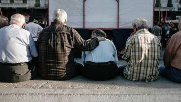 Η λυπητερή του επανυπολογισμού από το νόμο Κατρούγκαλου: Έως 30% το «ψαλίδι» στις πρόωρες συντάξεις