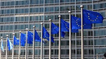 Καμπανάκι και από την Κομισιόν για την ανάπτυξη το 2017