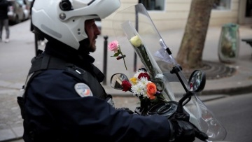 Παρίσι: Νέο βίντεο ντοκουμέντο από την επίθεση στα Ηλύσια Πεδία 