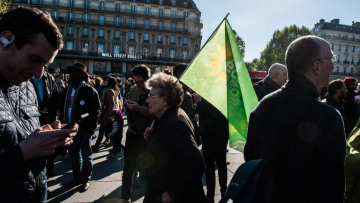 Σε «συναγερμό» η Γαλλία, μία ημέρα πριν τις κάλπες