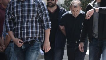 «Σατανά, δολοφόνε, ξεφτιλισμένε» φώναξαν στον 61χρονο δολοφόνο της Στέλλας